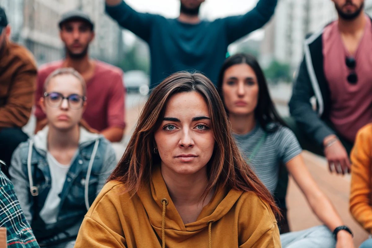 Le droit de grève : cadre légal et réalités sociales