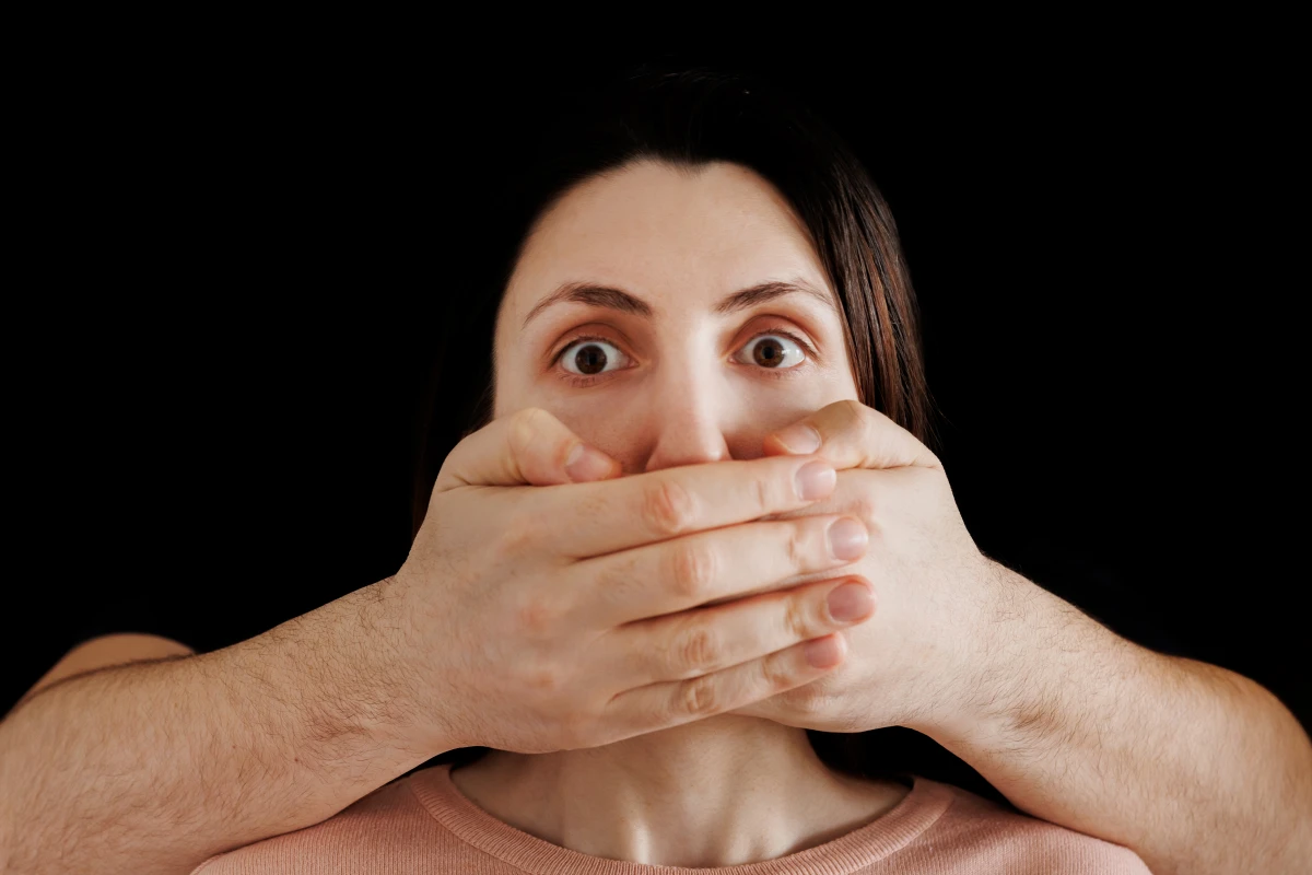 La culture en péril : Quand la censure menace notre droit fondamental
